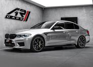 BMW M5 1
