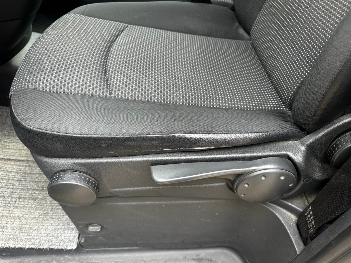 Mercedes-Benz Vito Kombi 2,1 l 120 kw