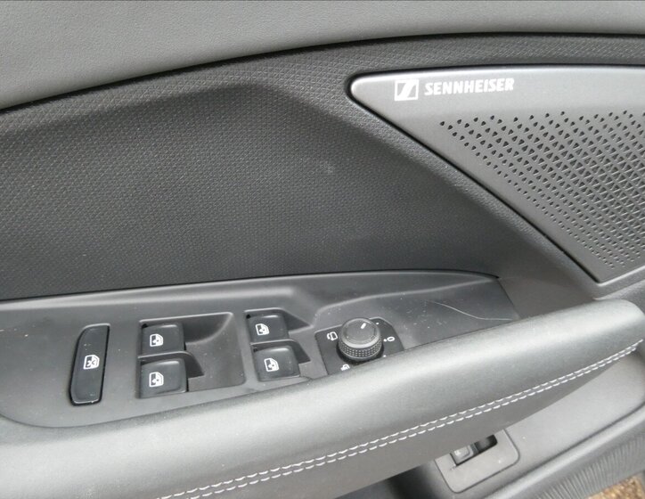 Cupra Terramar SUV / Terénní 2,0 l 195 kw