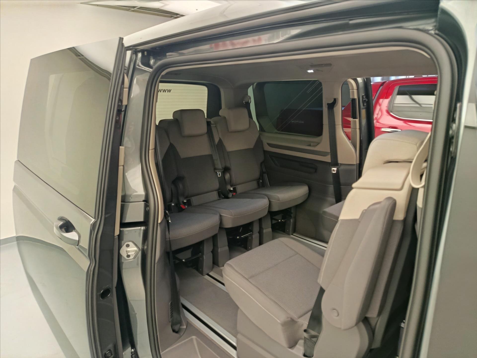 Volkswagen Multivan Ostatní 2,0 l 110 kw