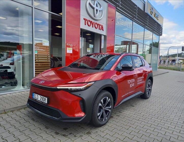 Toyota bZ4X SUV / Terénní 0,0 160 kw