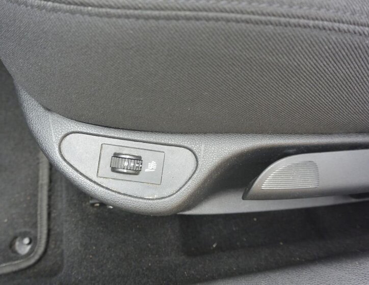 Peugeot 308 Kombi 2,0 l 110 kw