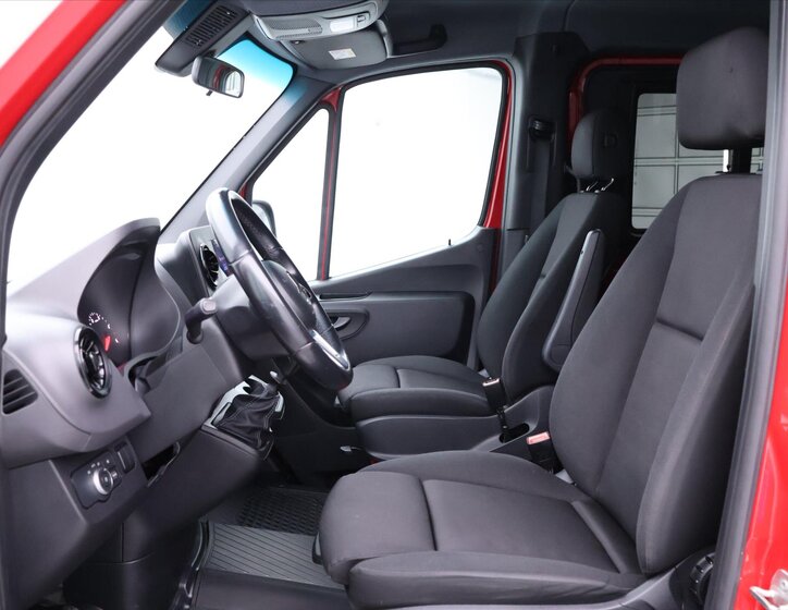 Mercedes-Benz Sprinter Kombi 2,0 l 125 kw