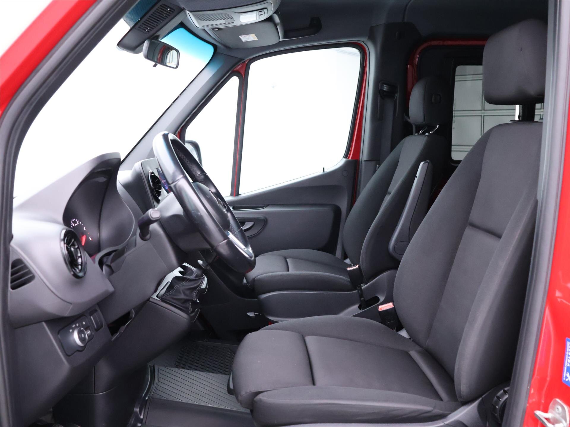 Mercedes-Benz Sprinter Kombi 2,0 l 125 kw