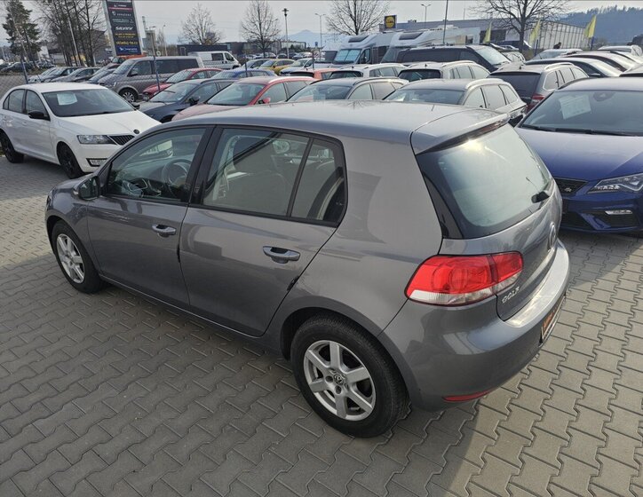 Volkswagen Golf Hatchback 1,4 l 59 kw