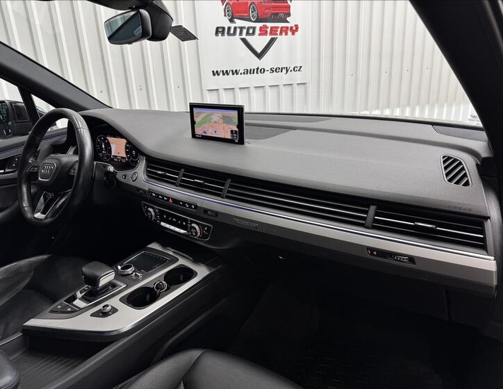 Audi Q7 SUV 3,0 l 160 kw