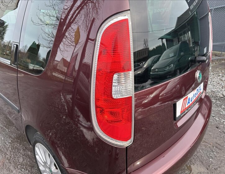 Škoda Roomster Kombi 1,2 l 77 kw