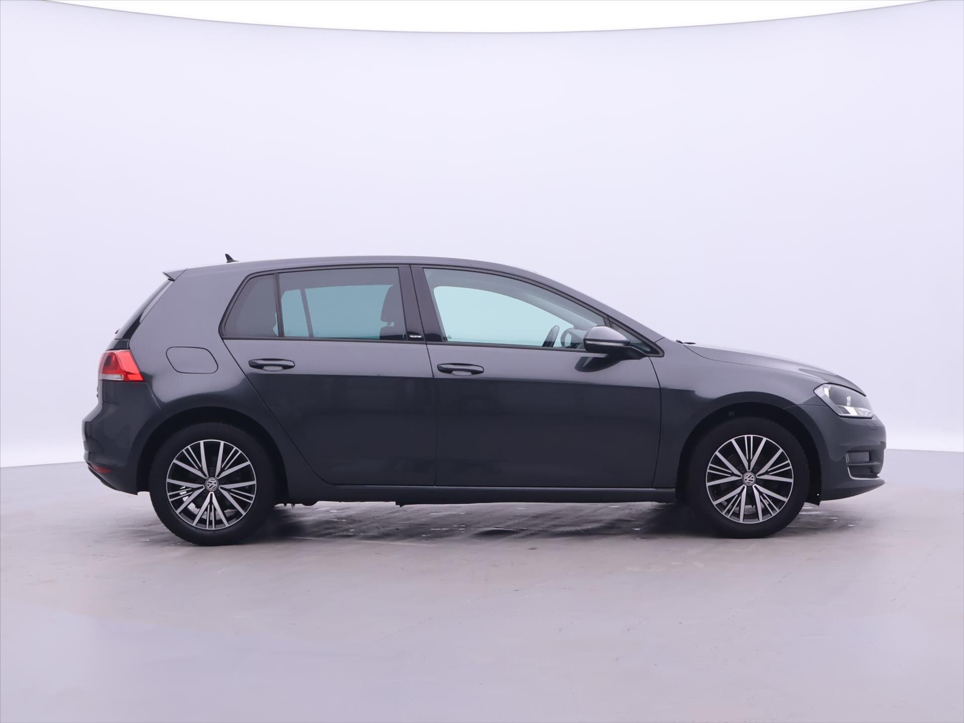 Volkswagen Golf Hatchback 1,2 l 81 kw