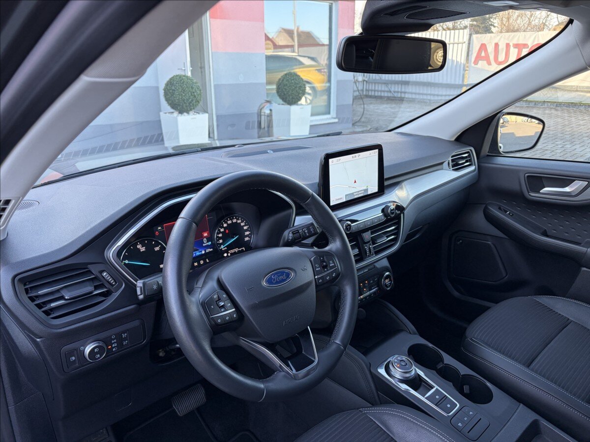 Ford Kuga SUV / Terénní 2,5 l 165 kw
