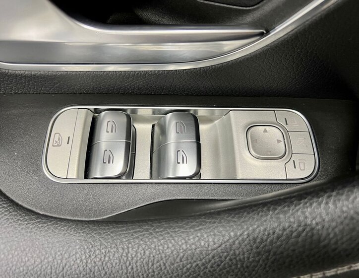 Mercedes-Benz GLE SUV / Terénní 2,0 l 245 kw