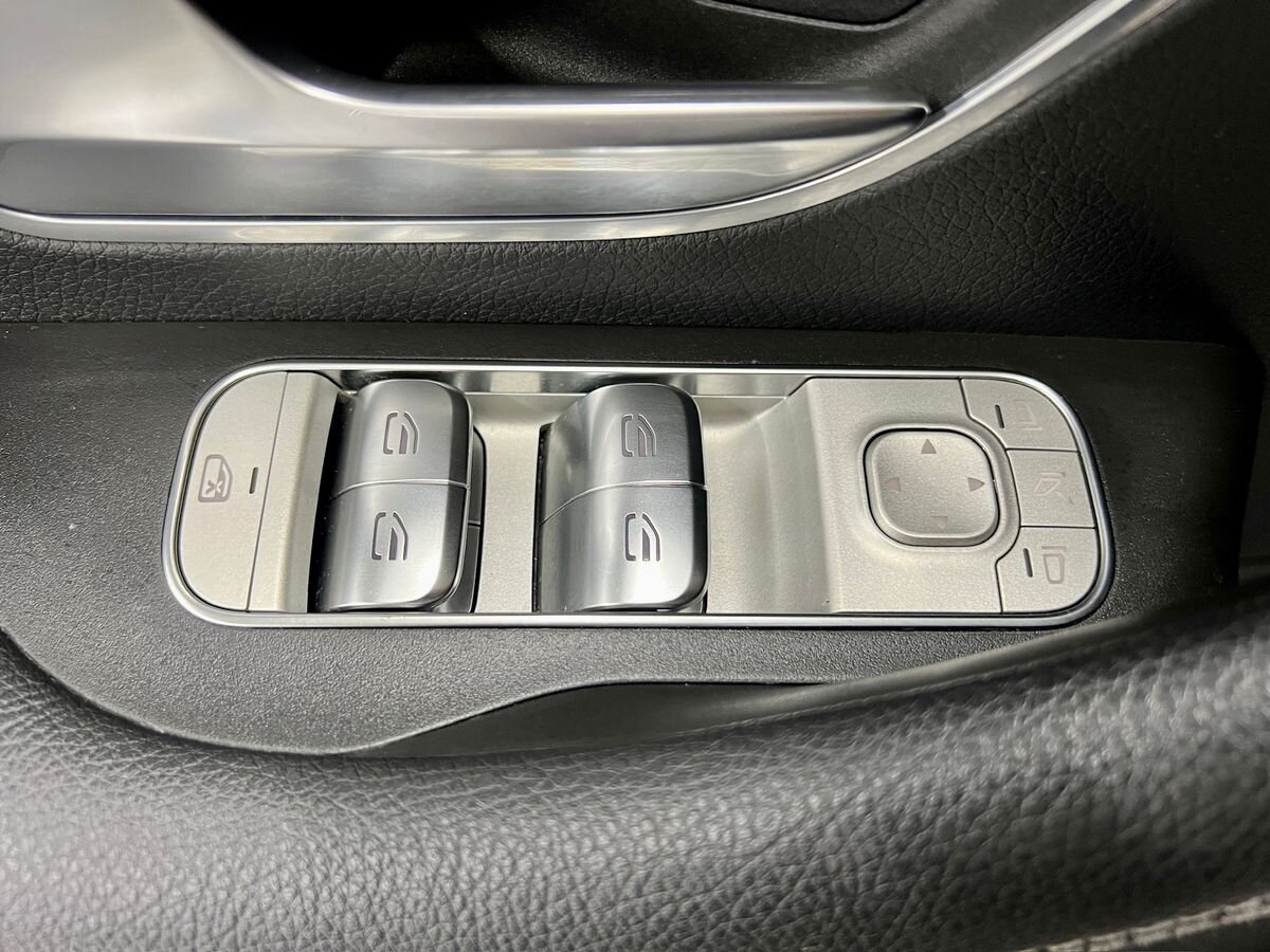 Mercedes-Benz GLE SUV / Terénní 2,0 l 245 kw