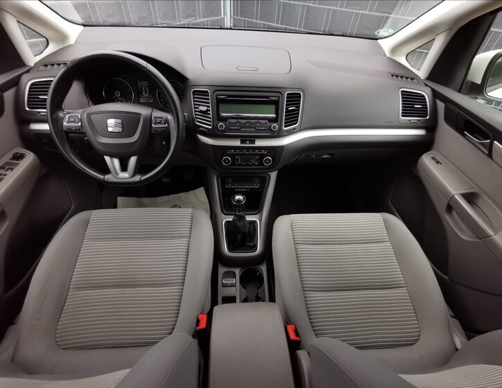 Seat Alhambra Kombi 1,4 l 110 kw