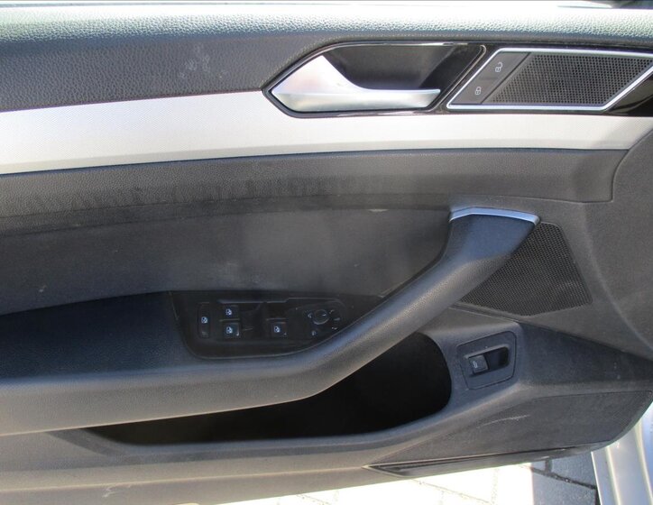 Volkswagen Passat 22