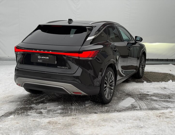 Lexus RX SUV 2,5 l 136 kw