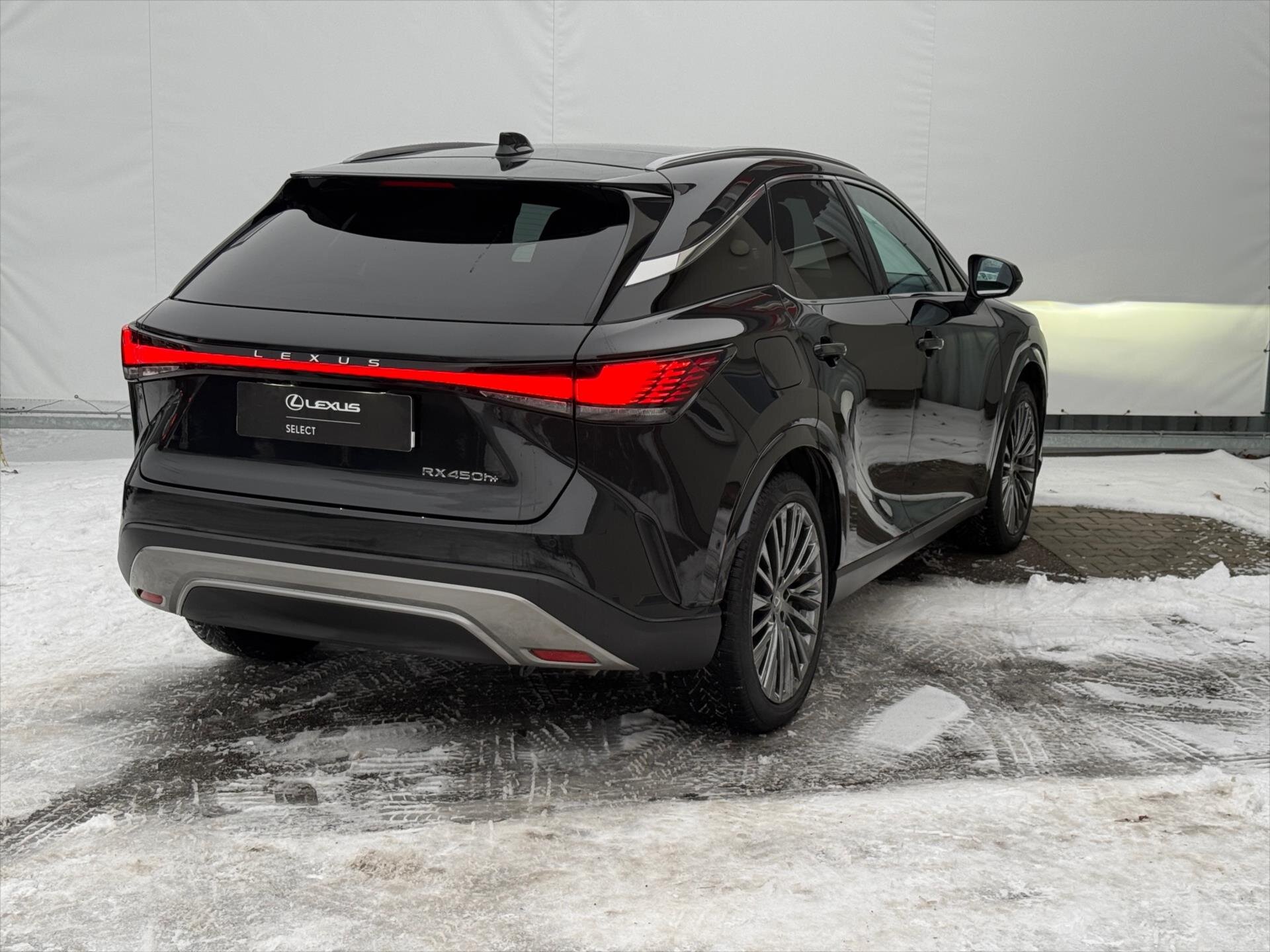 Lexus RX SUV 2,5 l 136 kw