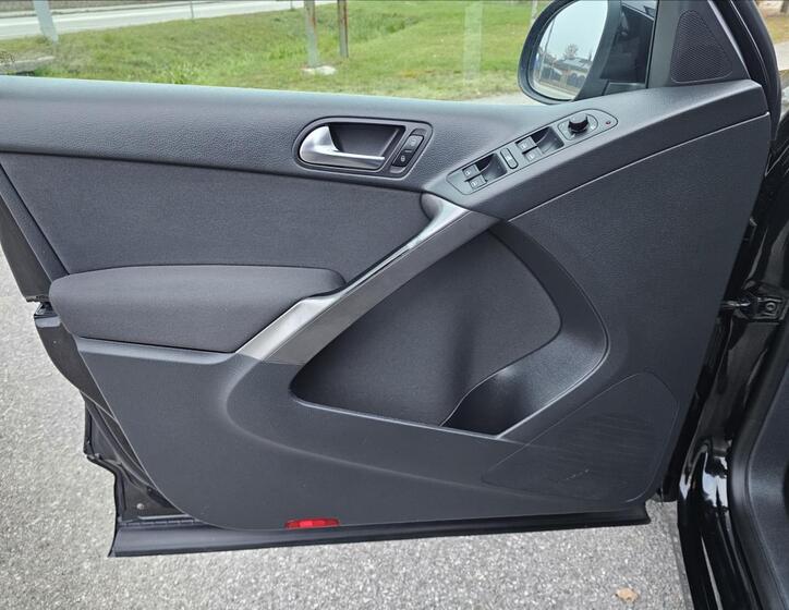 Volkswagen Tiguan 19