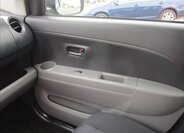 Subaru Justy Hatchback 998,0 51 kw