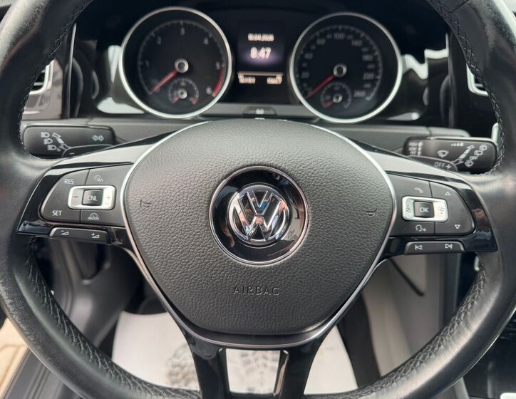 Volkswagen Golf Kombi 2,0 l 110 kw