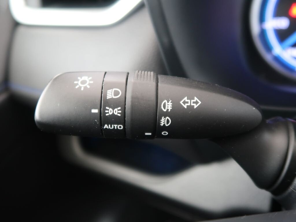 Toyota RAV4 SUV / Terénní 2,5 l 131 kw