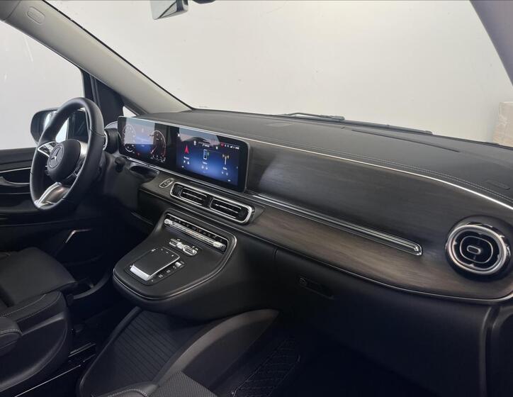 Mercedes-Benz Třídy V 14