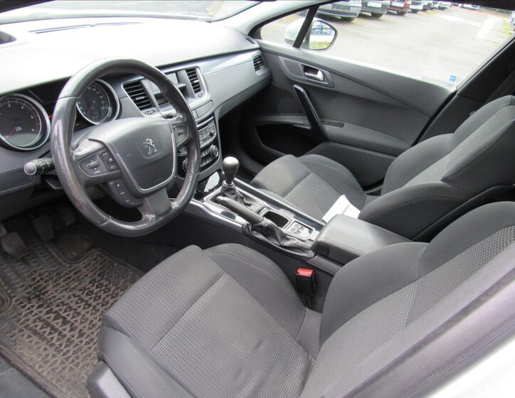 Peugeot 508 Kombi 2,0 l 103 kw