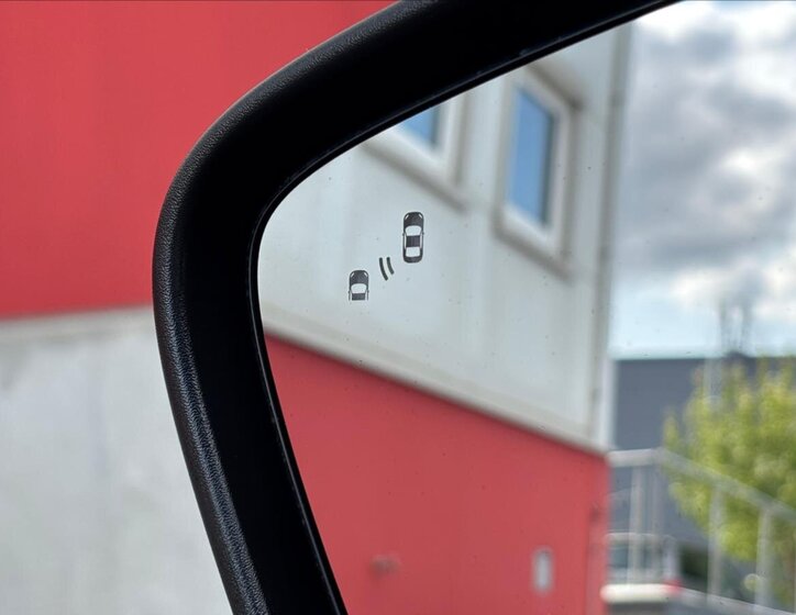 Ford Kuga SUV / Terénní 2,0 l 88 kw