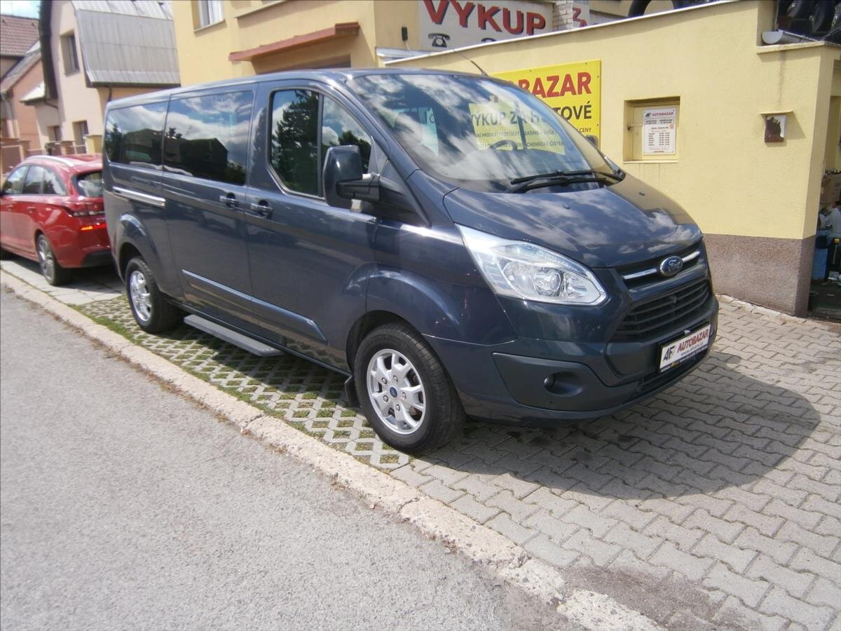 Ford Tourneo Custom