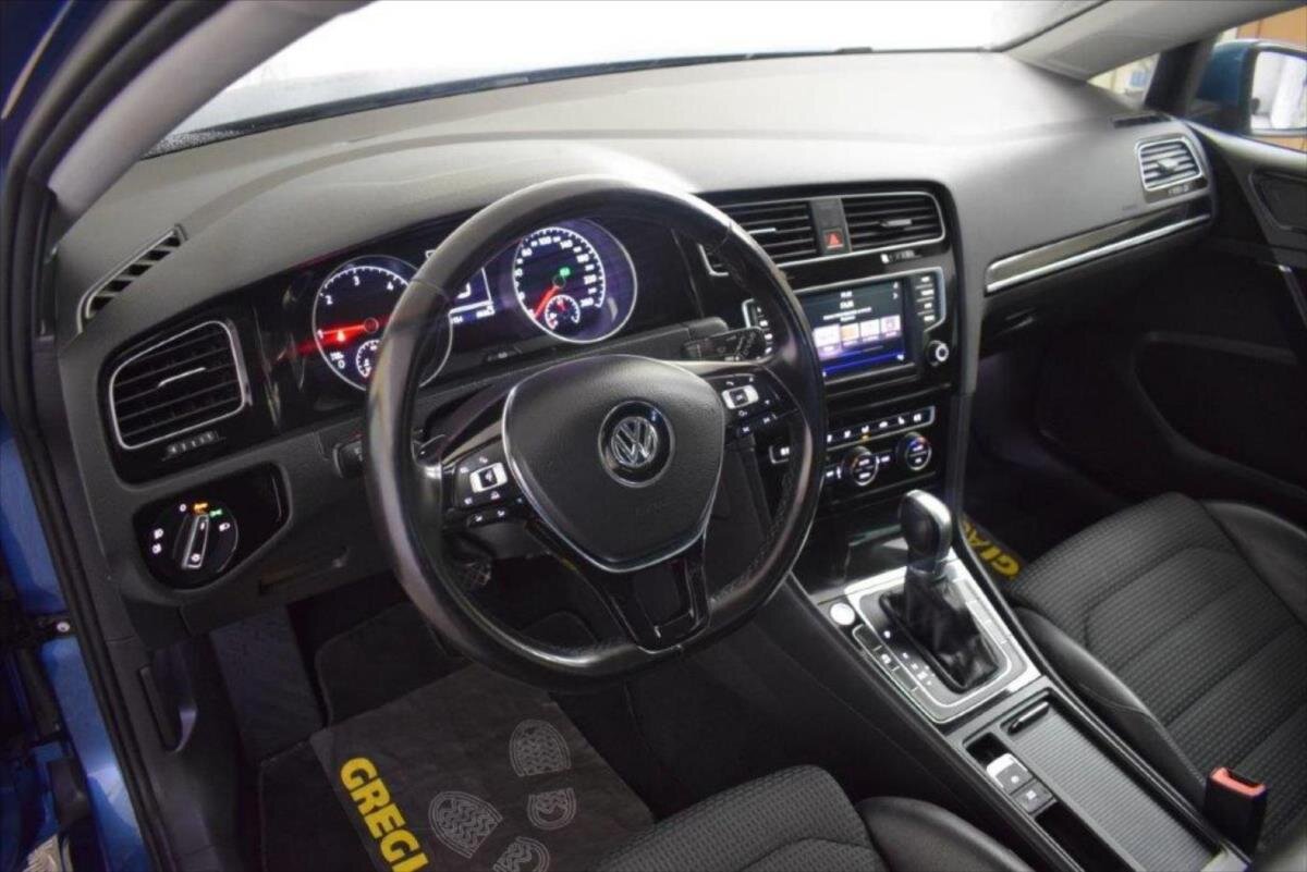 Volkswagen Golf Kombi 2,0 l 110 kw