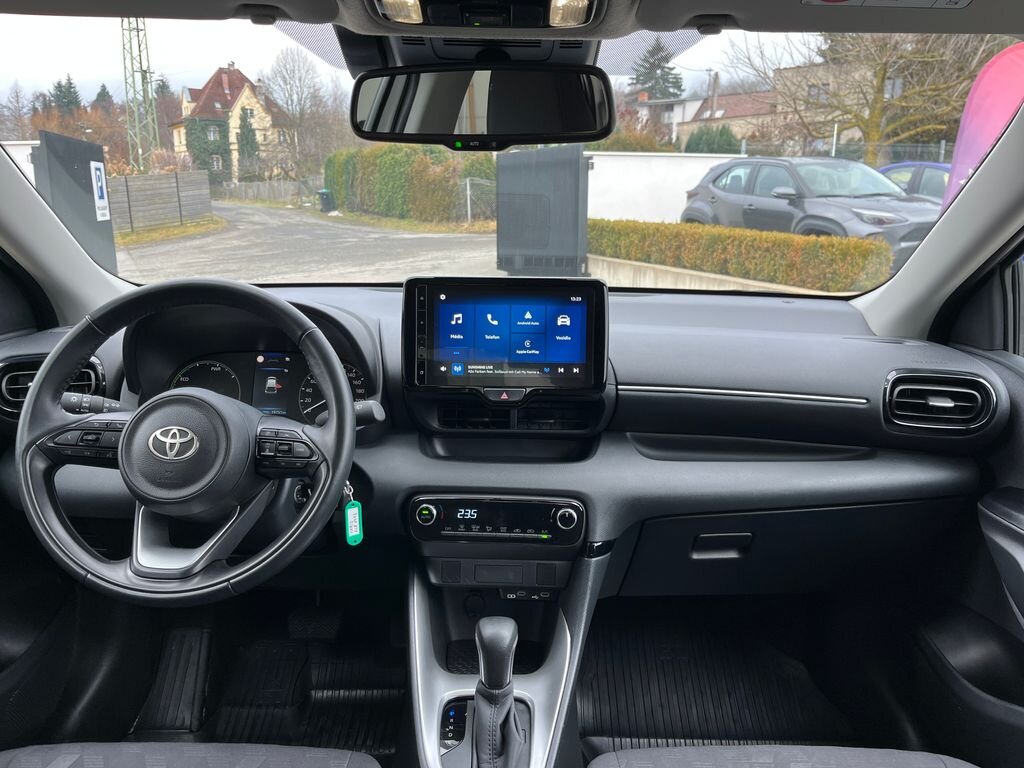Toyota Yaris Hatchback 1,5 l 68 kw