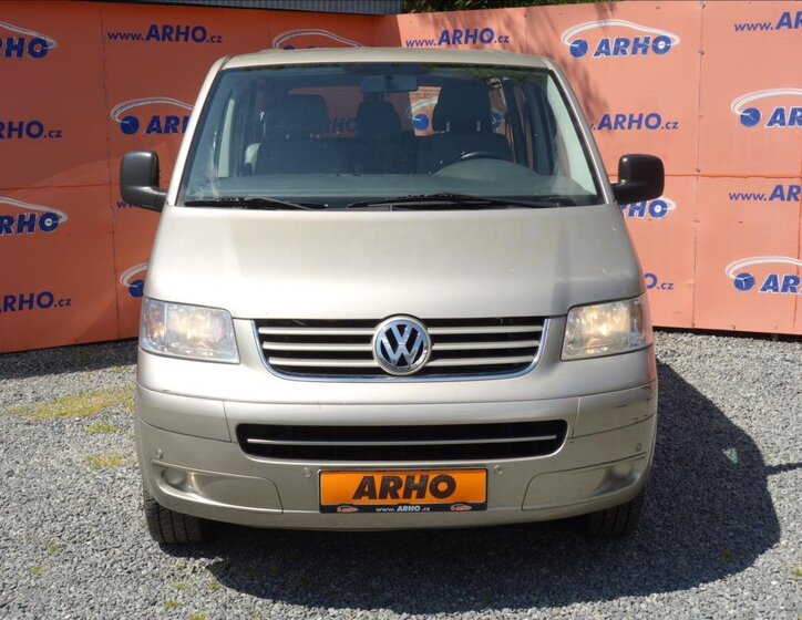 Volkswagen Transporter Kombi 2,5 l 96 kw