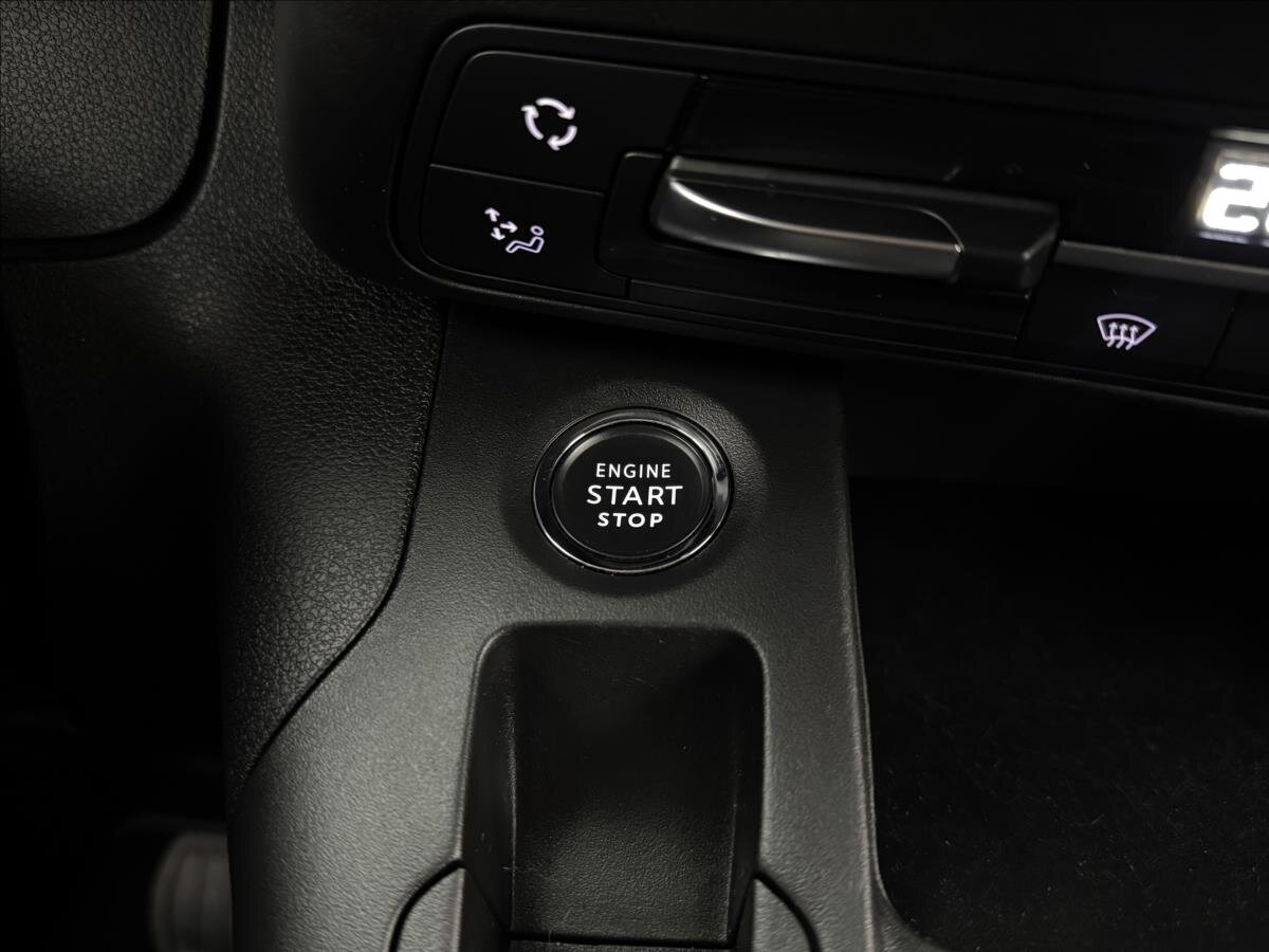 Peugeot Rifter MPV 1,5 l 96 kw