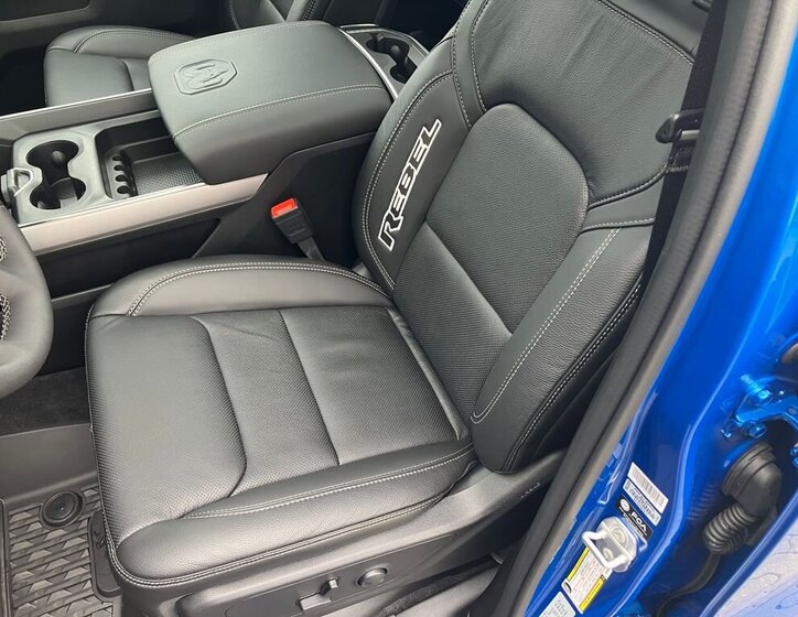 Dodge RAM Pick-up 3,0 l 313 kw