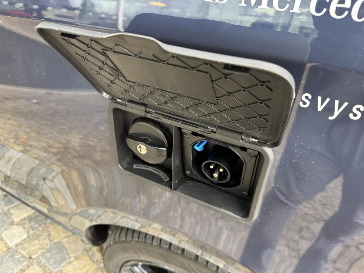 Mercedes-Benz Třídy V VAN-Minibus 2,0 l 174 kw