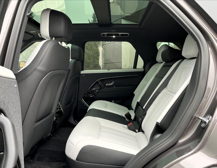 Land Rover Range Rover Sport SUV 3,0 l 221 kw