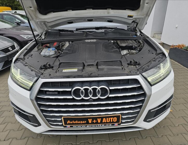 Audi Q7 Kombi 3,0 l 200 kw