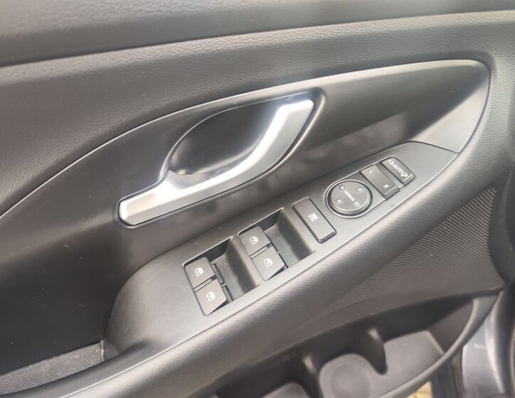 Hyundai i30 Liftback 1,5 l 117 kw