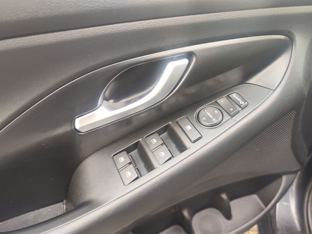 Hyundai i30 Liftback 1,5 l 117 kw