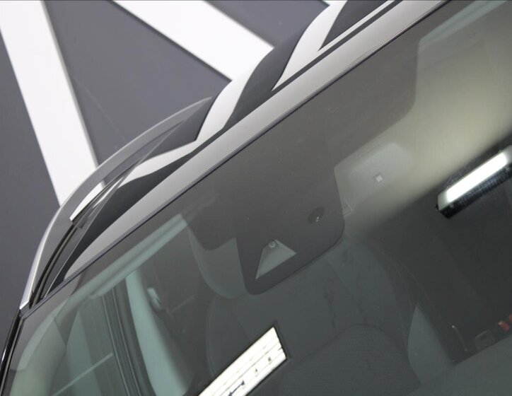 Nissan Qashqai SUV / Terénní 1,6 l 96 kw