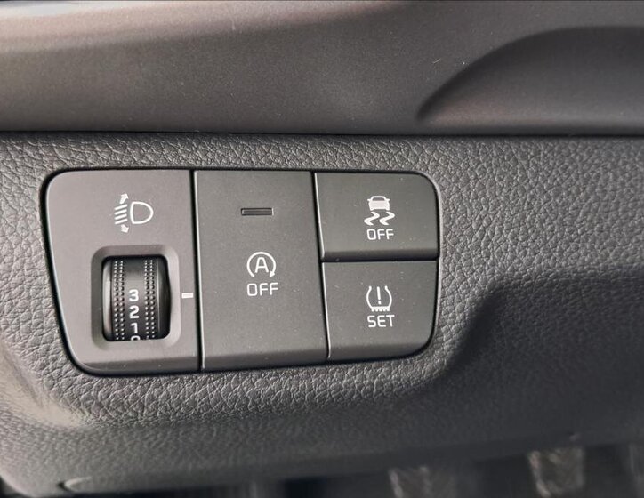 KIA Stonic Kombi 1,2 l 57 kw