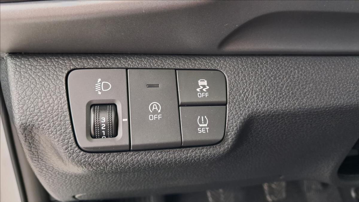 KIA Stonic Kombi 1,2 l 57 kw