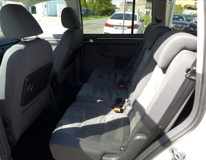 Volkswagen Touran 30