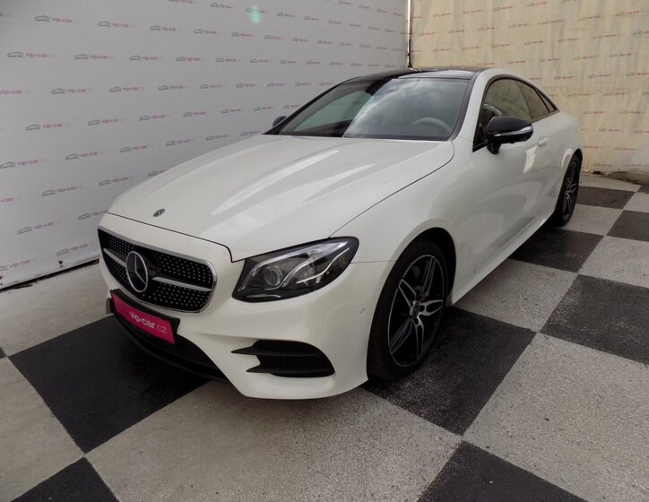 Mercedes-Benz Třídy E 1