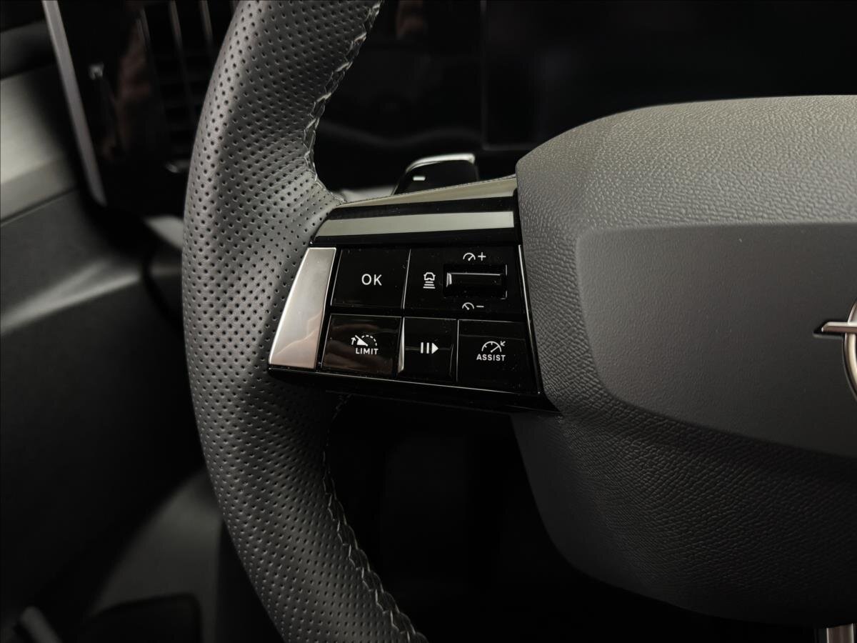 Opel Astra Hatchback 1,2 l 96 kw