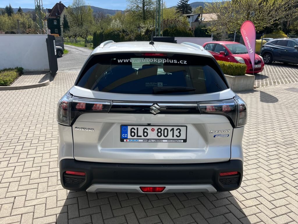 Suzuki S-Cross SUV / Terénní 1,4 l 95 kw