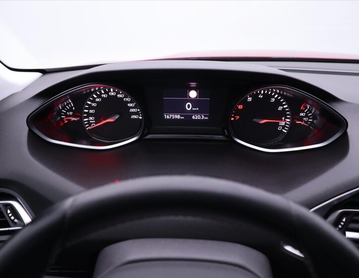 Peugeot 308 Kombi 1,2 l 96 kw