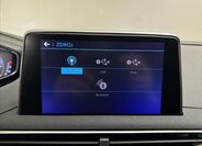 Peugeot 5008 SUV 2,0 l 133 kw