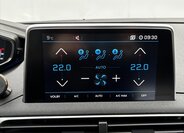 Peugeot 5008 SUV 2,0 l 130 kw