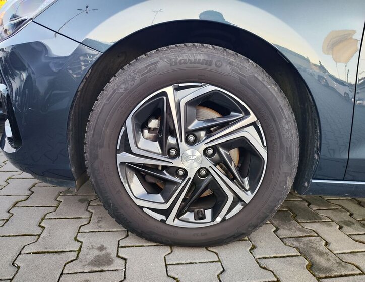 Hyundai i30 Kombi 998,0 88 kw