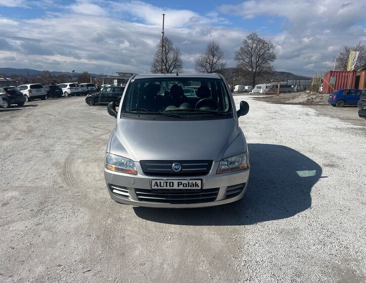 Fiat Multipla Kombi 1,9 l 1910 kw