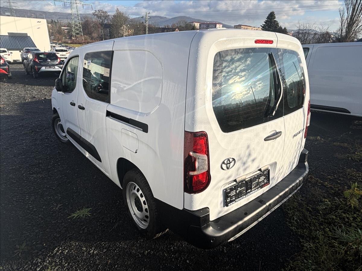 Toyota ProAce City